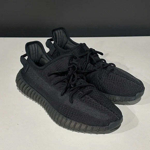 Adidas Yeezy 350 Black Sneakers - Picture 1 of 7